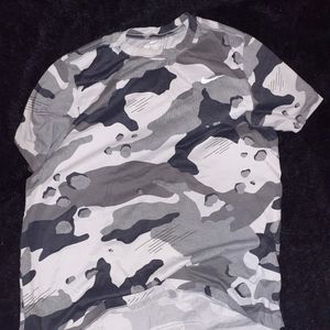 Nike camo Tee Shirt
